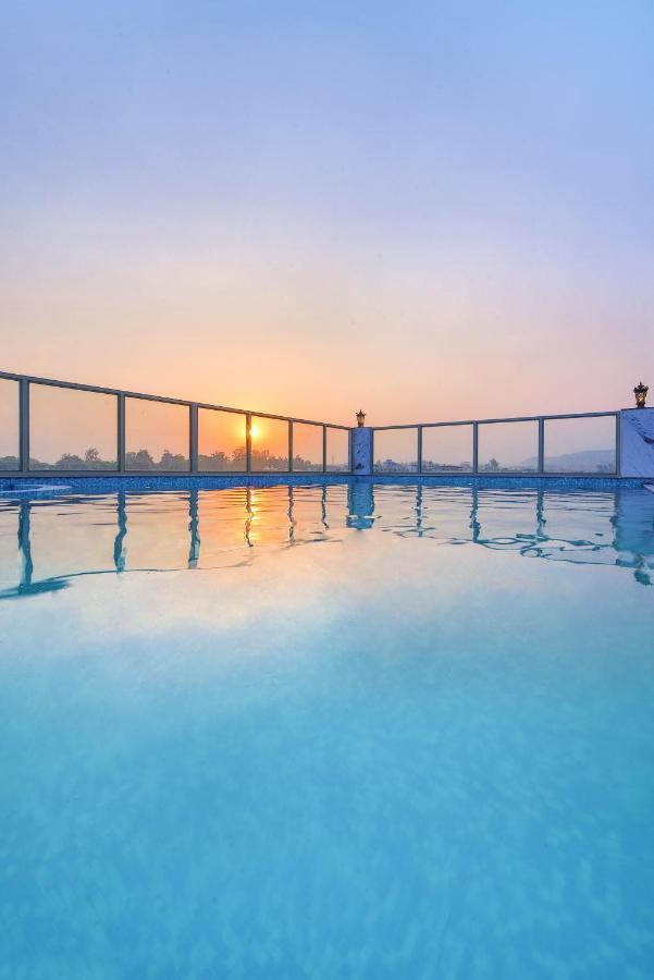 Hotel Holy Vivasa Rishikesh Exterior photo